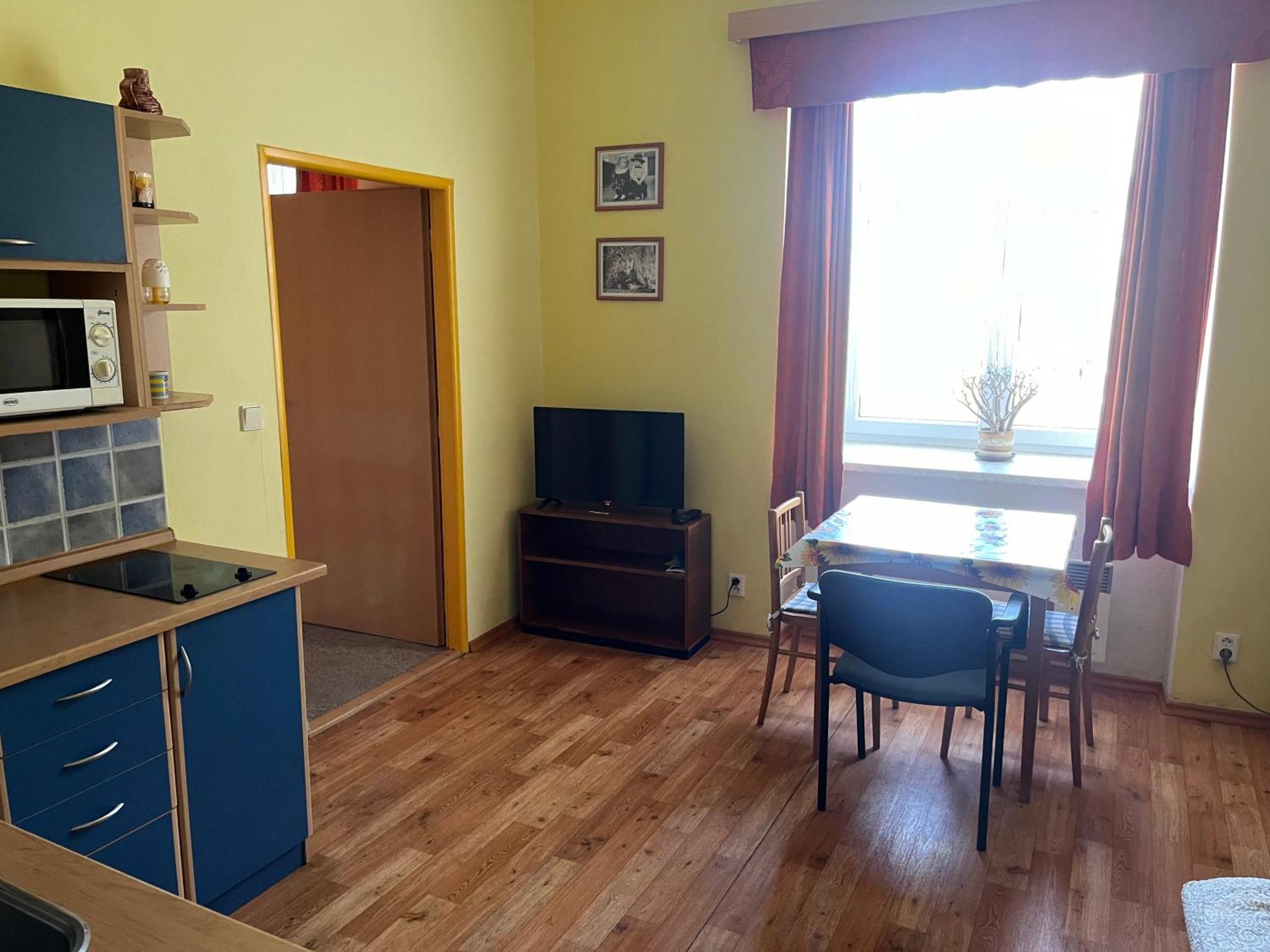 Apartmánový dům Obecná škola Svetlik Exterior foto